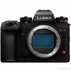 Panasonic Lumix DC-S1R II Body