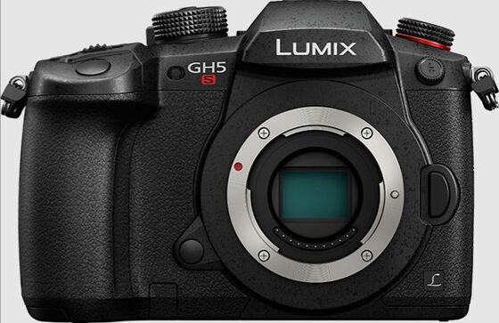 Panasonic Lumix GH5S Body / Kit — фото 1